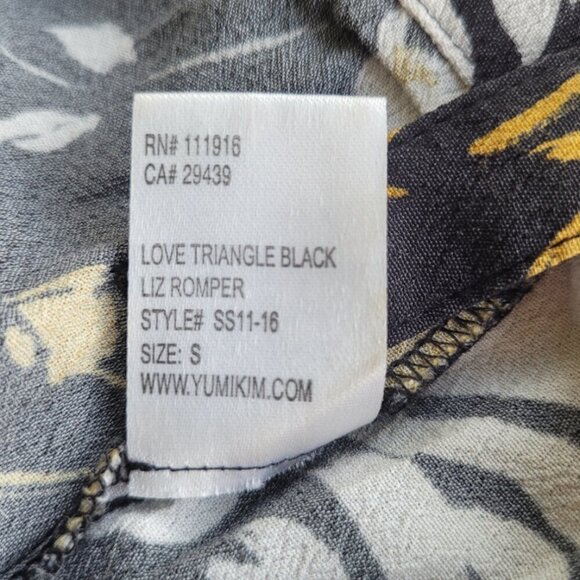 Yumi Kim Love Triangle Liz Romper Floral Faux Wrap V Neck Fun Black Size Small - Picture 9 of 11
